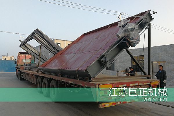 精工制作擋板門發(fā)貨了，裝車現(xiàn)場(chǎng)一覽